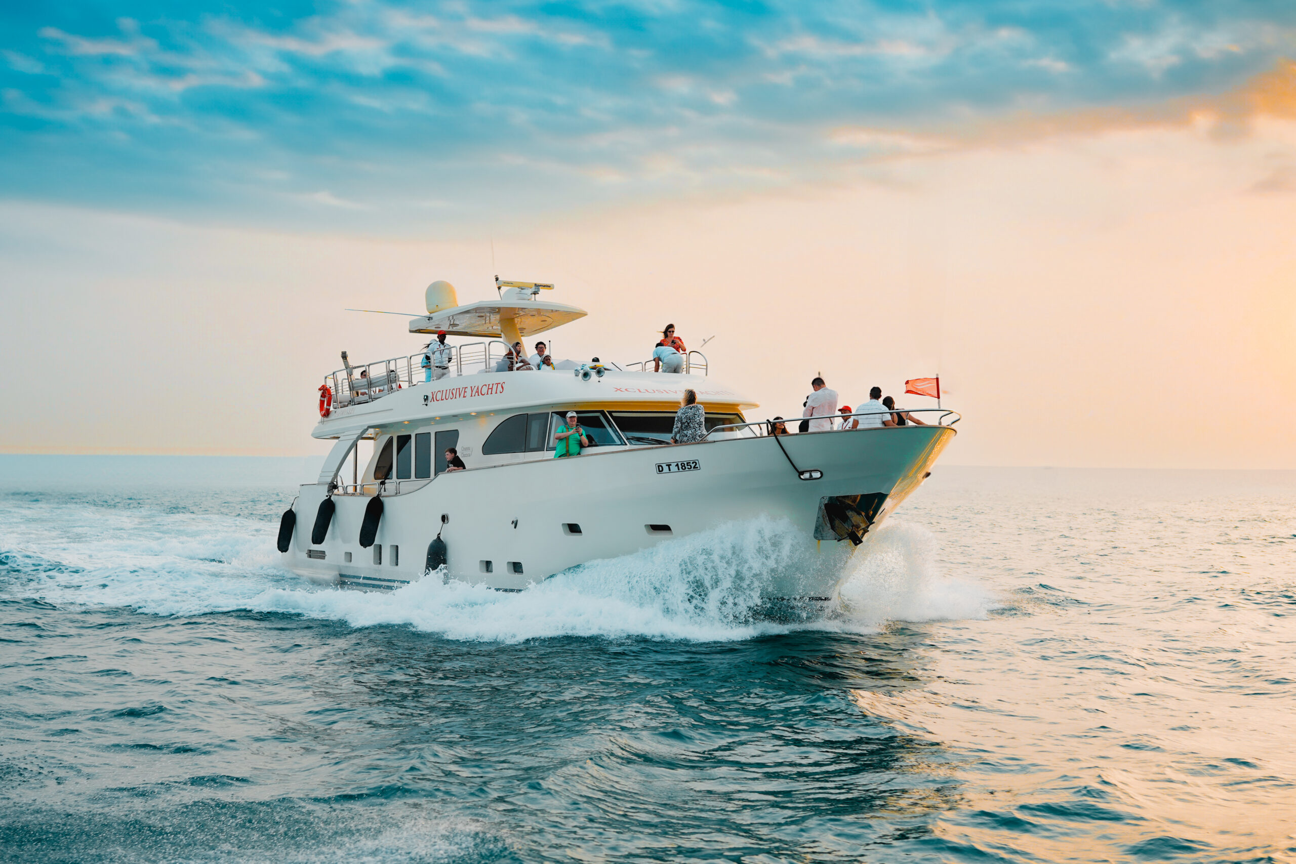 Yachtfahrt bei Sonnenuntergang 3 Stunden mit B.B.Q